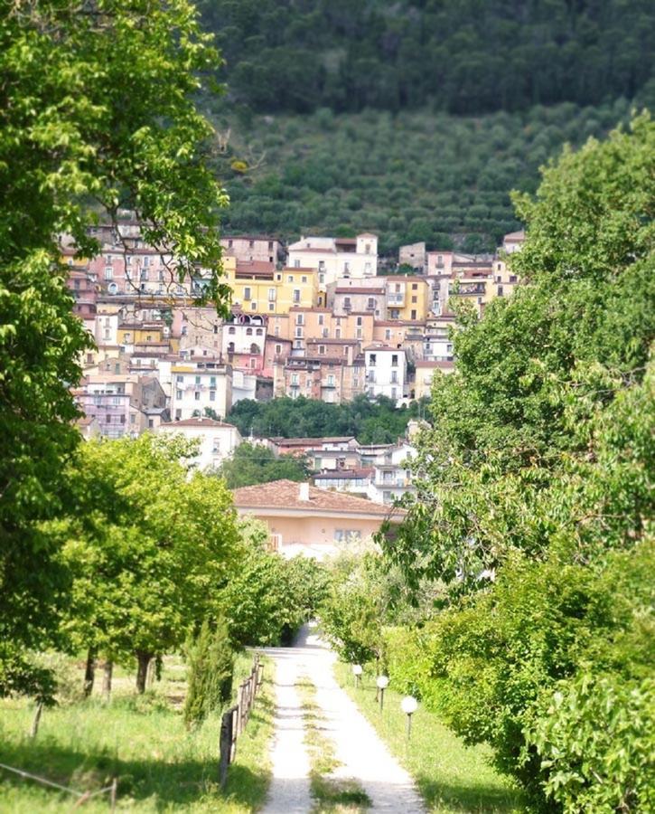Agriturismo Macchiapiede Сала-Консилина Экстерьер фото